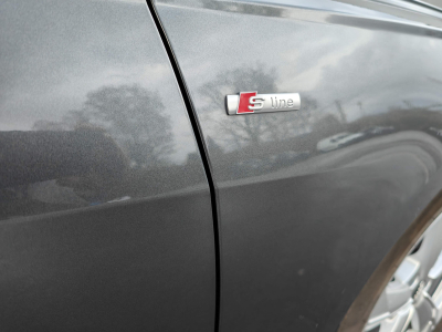 Audi A6 35 TDI AVANT S-LINE GPS CAMERA 360 CARPLAY SIEGES CHAUFFANTS