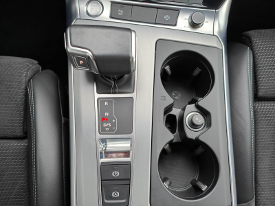 Audi A6 35 TDI AVANT S-LINE GPS CAMERA 360 CARPLAY SIEGES CHAUFFANTS