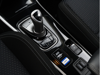 Mitsubishi Outlander Plug-in BASIS 2.4 4WD