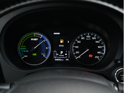 Mitsubishi Outlander Plug-in BASIS 2.4 4WD