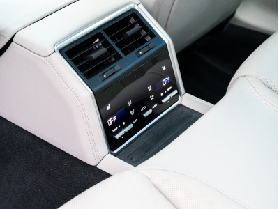 Porsche Panamera 4 HYBRID SPORT TURISMO | PANO | SPORT CHRONO | VISION NOCTURNE | HUD