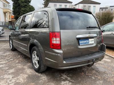 Chrysler Grand Voyager Limited 2.8 CRD Autom.