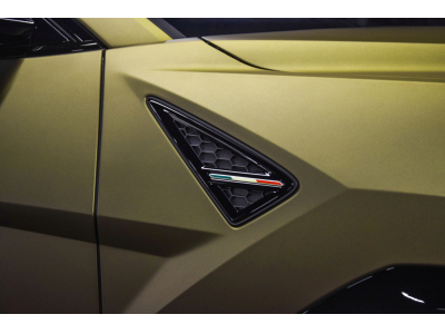 Lamborghini Urus SE - MATTE VERDE GEA - AD PERSONAM