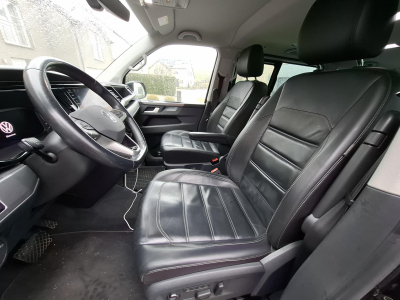 Volkswagen T6.1 Multivan 2.0 TDI 200 DSG 4Motion Highline 7 places
