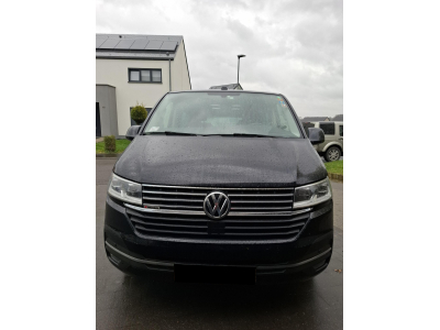 Volkswagen T6.1 Multivan 2.0 TDI 200 DSG 4Motion Highline 7 places