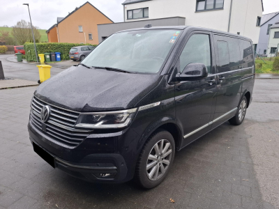 Volkswagen T6.1 Multivan 2.0 TDI 200 DSG 4Motion Highline 7 places