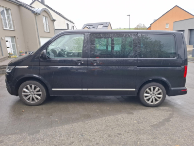 Volkswagen T6.1 Multivan 2.0 TDI 200 DSG 4Motion Highline 7 places