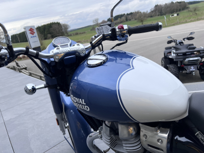 Royal Enfield Classic 650 Bruntingthorpe blue