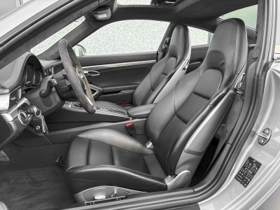 Porsche 911 991.2 CARRERA 4S/ BVM/ TOIT OUVRANT/SIEGES CHAUFFANTS/ ECHAPEMMENT SPORT