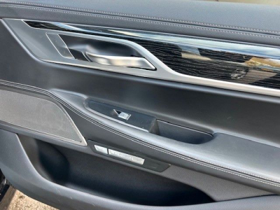 BMW 750 i xDrive - VOLL