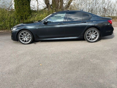 BMW 750 i xDrive - VOLL