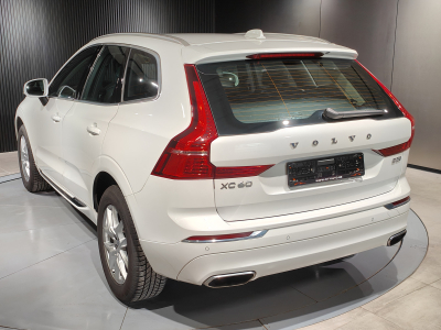 Volvo XC60 B5 GEARTRONIC INSCRIPTION CARPLAY SIEGES + VOLANT CHAUFF