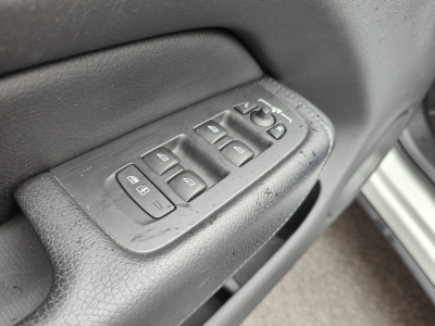 Volvo XC60 B5 GEARTRONIC INSCRIPTION CARPLAY SIEGES + VOLANT CHAUFF