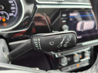 Volkswagen Touran 1.0 TSI 7 PLACES GPS CAMERA SIEGES CHAUFFANTS TOIT PANO OUVRANT