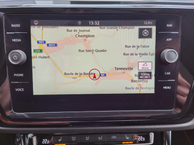 Volkswagen Touran 1.0 TSI 7 PLACES GPS CAMERA SIEGES CHAUFFANTS TOIT PANO OUVRANT