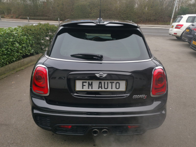 MINI Cooper S Cooper S 2.0 192cv Auto JCW