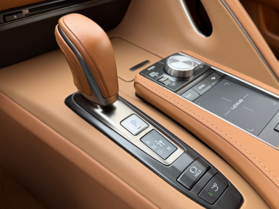 Lexus LC 500 LC 500/UNFALLFREI/1:HAND/CARBON/