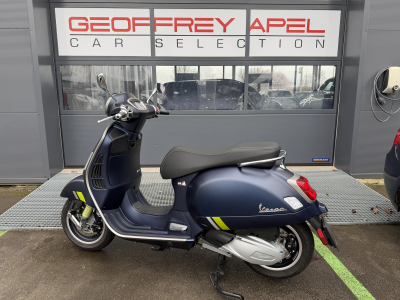 Vespa GTS Super Tech 300