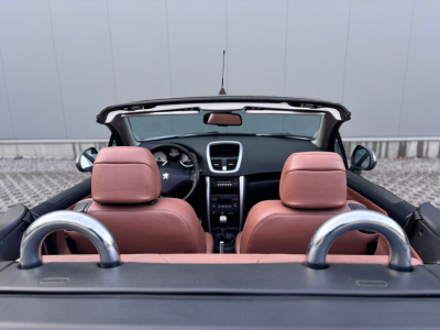 Peugeot 207 CC 1.6 VTi 120 Sport