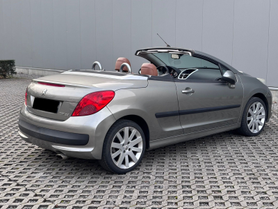 Peugeot 207 CC 1.6 VTi 120 Sport