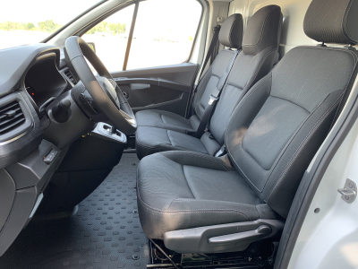 Renault Trafic 2.0 Dci 170 AT9  L2H1