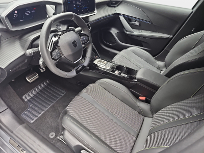 Peugeot 208 1.2 PureTech Hýbrid 110 E-DSC6 GT