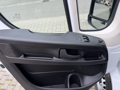 Peugeot Boxer 2.2 BlueHDI EAT8 190 L4H3 335