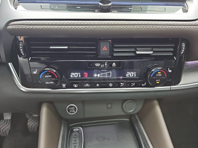 Nissan Qashqai 1.3 DIG-T MHEV 158 Tekna