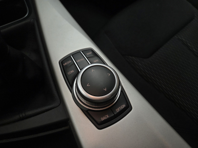 BMW 318 d Touring advantage 136CV