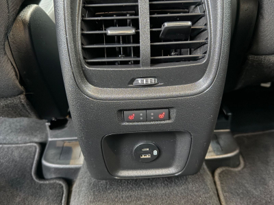 Ford Kuga Plug-In Hybrid Titanium/1.HAND/SCHECKHEFT/