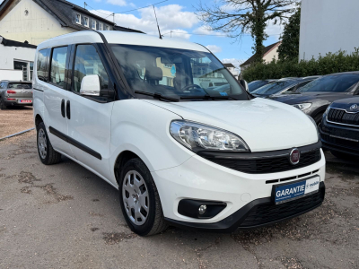 Fiat Doblo 1.3JTD 70KW/NAVI/4x TÜRER/AHK/KLIMA/