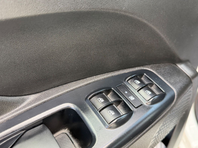 Fiat Doblo 1.3JTD 70KW/NAVI/4x TÜRER/AHK/KLIMA/