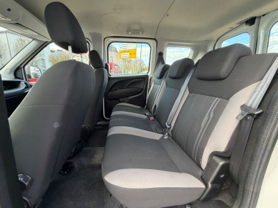 Fiat Doblo 1.3JTD 70KW/NAVI/4x TÜRER/AHK/KLIMA/