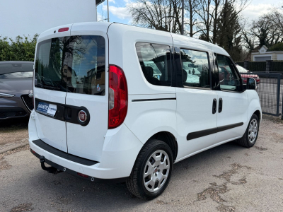Fiat Doblo 1.3JTD 70KW/NAVI/4x TÜRER/AHK/KLIMA/