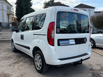 Fiat Doblo 1.3JTD 70KW/NAVI/4x TÜRER/AHK/KLIMA/