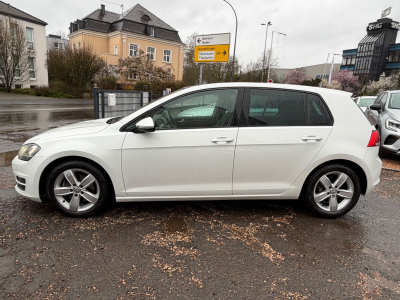 Volkswagen Golf VII Lim. Highline BMT 150PS/DSG/Pano/Leder/