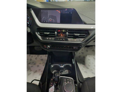 BMW 118 i AUTO  LED NAVI