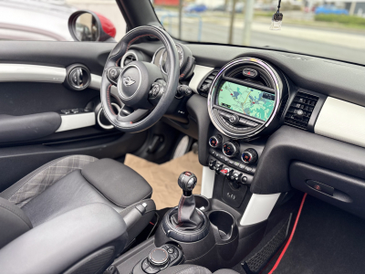 MINI Cooper Cabrio 1.5 JOHN COOPER WORKS 136 * GARANTIE 36 MOIS *