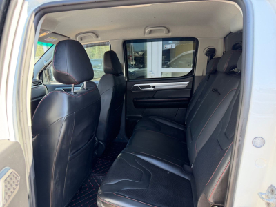 JAC T8 8 Pro 2.4 T/LEDER/KAMERA/4WD