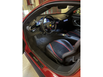 Ferrari 296 GTS GTS / ROSSO MAGMA / ADAS