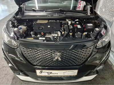 Peugeot 2008 1.5 BLUEHDI 130 ALLURE CUIR NAVI