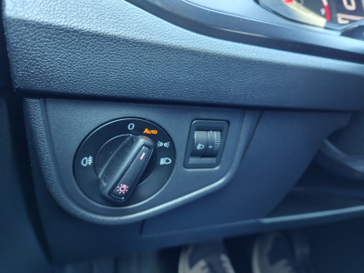 Volkswagen Polo 1.0i CARPLAY BLUETOOTH RADIO