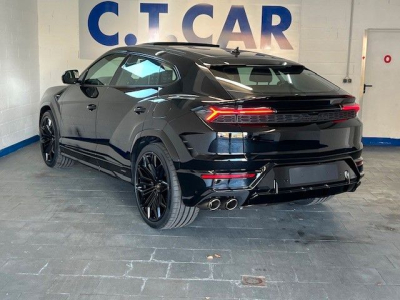 Lamborghini Urus 4.0 V8 PHEV SE-Akrapovic-carbon-AHK-DVD-VOLL