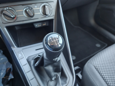 Volkswagen Polo 1.0i CARPLAY BLUETOOTH RADIO