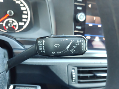 Volkswagen Polo 1.0i CARPLAY BLUETOOTH RADIO