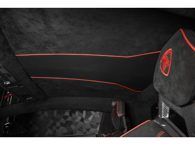 Lamborghini Aventador SVJ Coupé / 1 OF 900 / ROSSO MARS