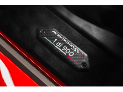 Lamborghini Aventador SVJ Coupé / 1 OF 900 / ROSSO MARS