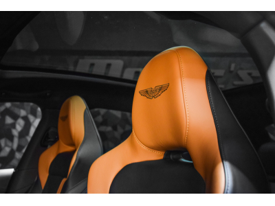 Aston Martin DBX 707 - ULTRAMARINE BLACK