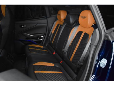 Aston Martin DBX 707 - ULTRAMARINE BLACK