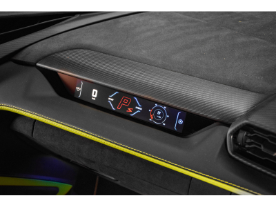 Lamborghini Revuelto AD PERSONAM - VERDE CITREA / ROSSO MARS